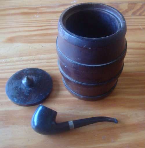 TOBACCO JAR AND PIPE