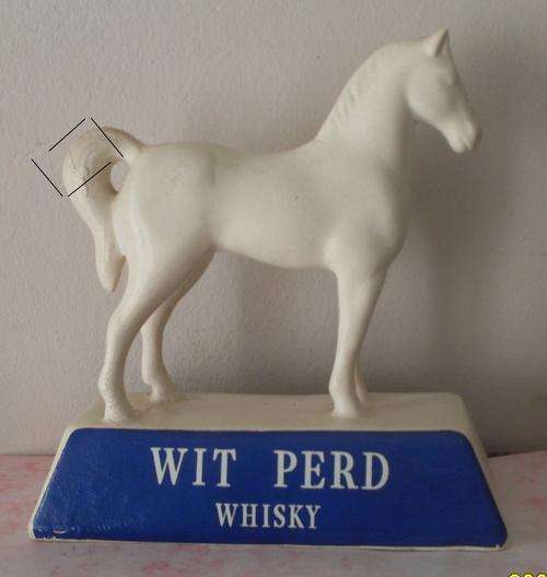 WHITE HORSE WHISKY ORNAMENT