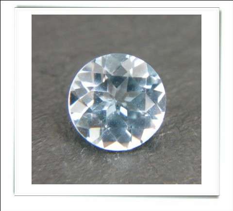 CLEARANCE SALE - Natural Aqua Blue Topaz  Round Facet - 0.84cts!