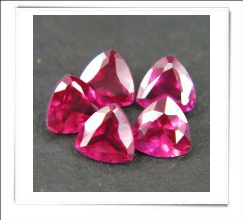 GEMZONE - Created Burma Rubies Trillion Facets - 0.52cts avg. each - 122 pcs on offer!