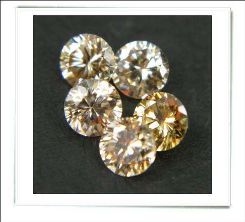 GEMZONE - Created Champagne Round Facets - 0.40cts avg. each - 30 pcs on offer!