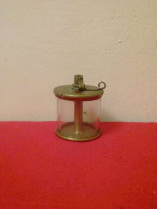 WEDNESDAY SPECIAL VINTAGE BRASS OILER