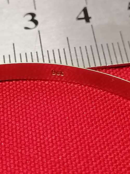 HALLMARKED 9CT GOLD BANGLE