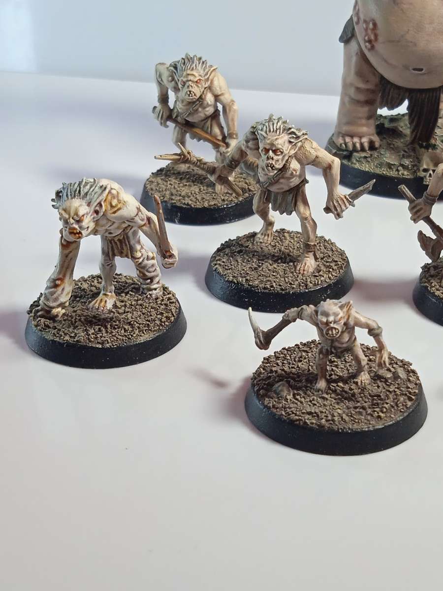 LORD OF THE RINGS MINIATURES