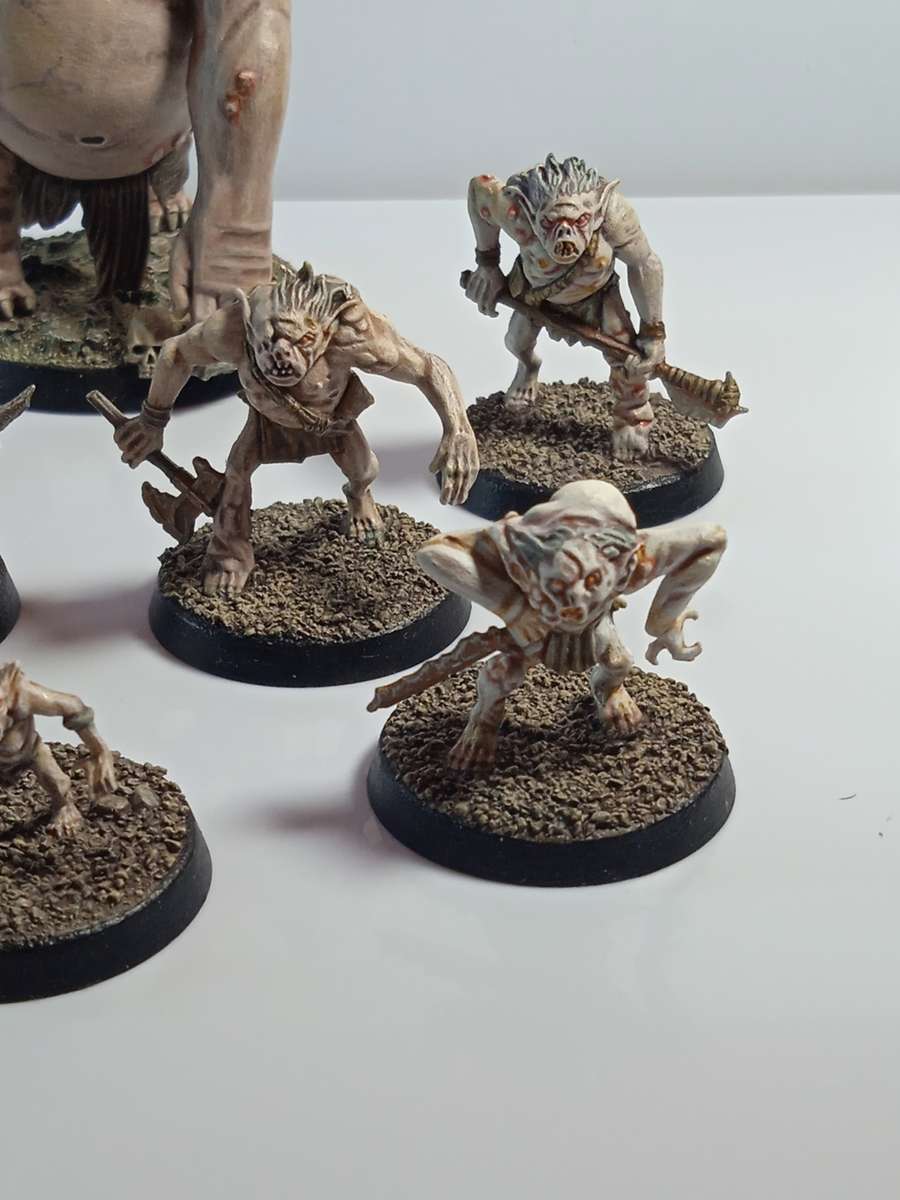 LORD OF THE RINGS MINIATURES