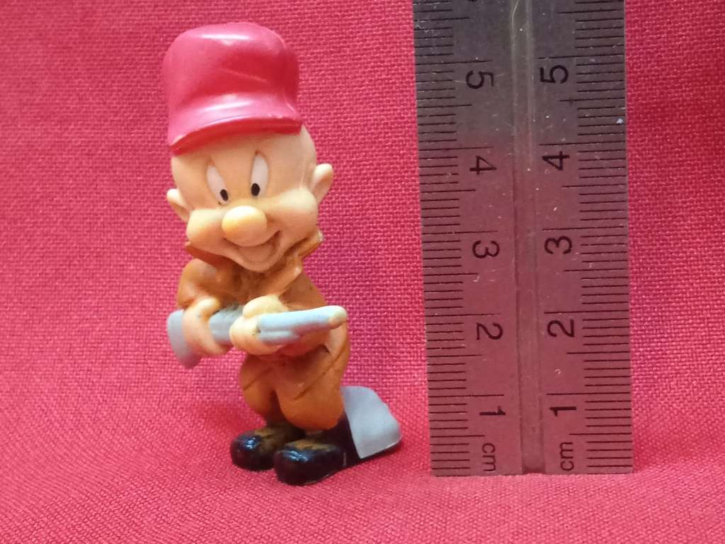 ORIGINAL 1995 WARNER BROS. ELMER FUDD FIGURINE