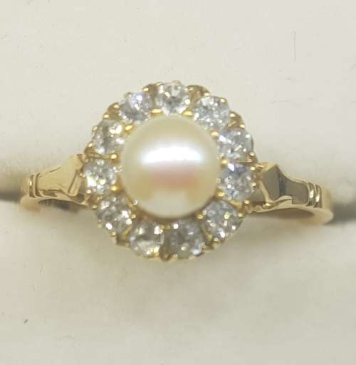 ANTIQUE DIAMOND AND PEARL RING, 18CT GOLD   (EstateJewellery2020#15)