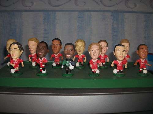 Rare Liverpool 12 Player Team- Rare Vintage