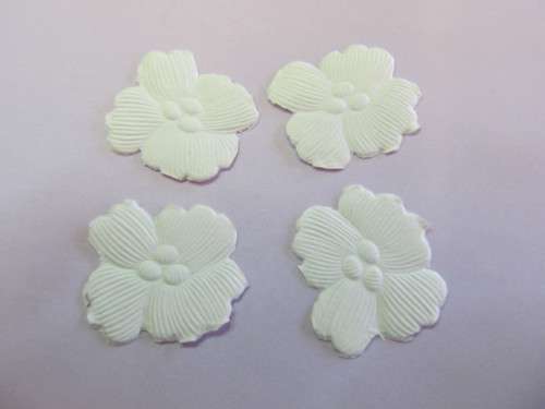 Embellishments Paper Flower White 24mm