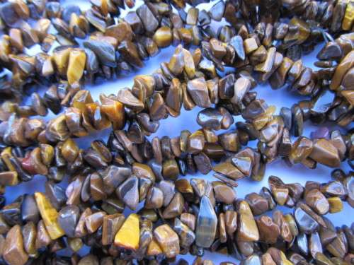 Semi-precious Chips Tiger Eye 40cm String
