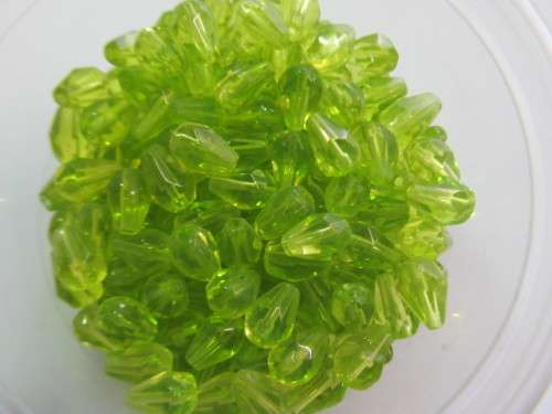 Glass Beads Teardrop Facetted Green 8mm 10pc