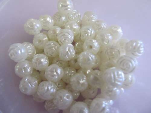 Pearl Rose Acrylic Beads Beige 8mm