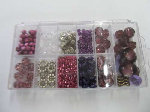 Beading Kit, Purple, Variety Of Beads With The Container, Container Size 15cm x 8cm x 1,8cm