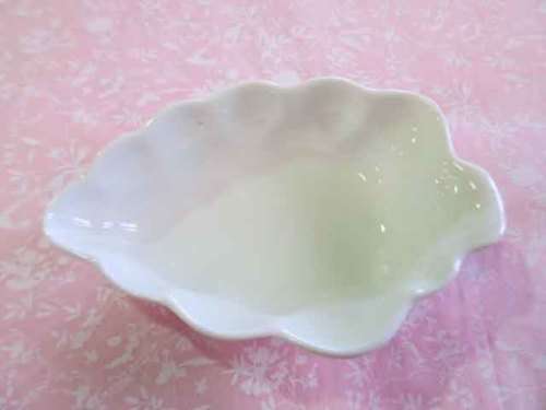 Condiment Bowl, Leaf Design, White Glass, 140mm x 90mm