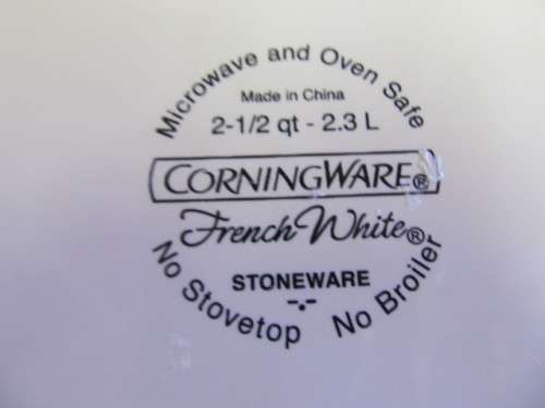 Baking Dish, Corningware ®, Microwave & Oven Proof, Oval, French White, 270mm x 210mm x 70mm, 2.3L