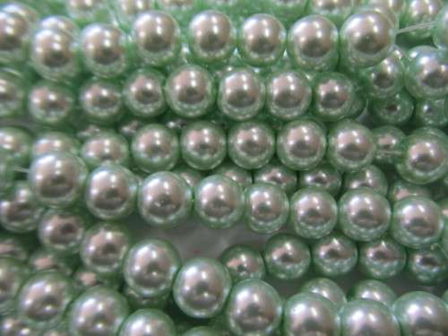 Glass Pearls, Shiny Soft Green, 10mm, ±82pc