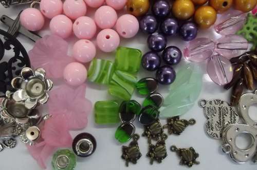 Beading & Jewellery Making, Beading Kit, See Description and Photos Bellow, Weight 540gr