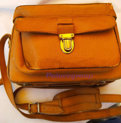 G.B.Bell & Howell Camera, 16mm, Leather Carry Case (Slightly Worn On Corners)