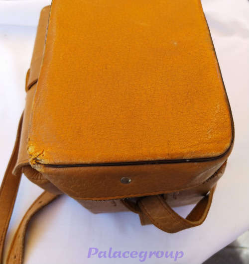 G.B.Bell & Howell Camera, 16mm, Leather Carry Case (Slightly Worn On Corners)