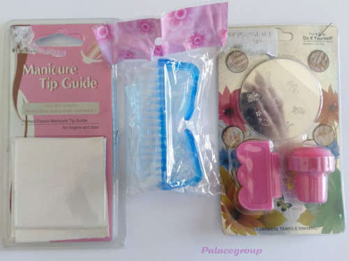 Complete Nail And Make-up Kit, See Discription And Photos Below.......