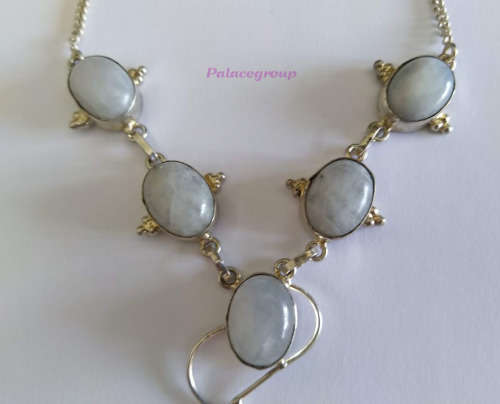 Necklace - Stamped 925 - 5 X Semi Precious Moonstones, Lenght ±42cm, Toggle Clasp