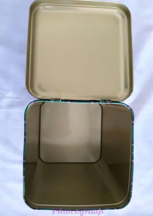 Vintage 56 Pritchard Street Chocolate Eclair Container / Tin, In 80/100 Condition, See Photos Below