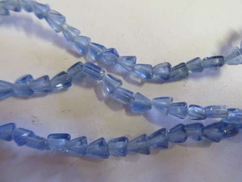 Glass Beads, Indian Beads, Triangle, Blue, 5mm (sizes vary slightly), 20pc