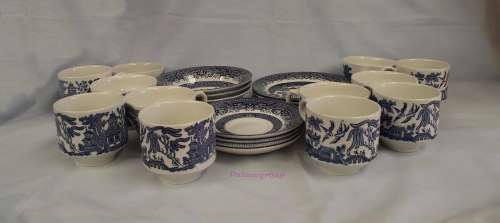 Vintage Original, Broadhurst Staffordshire Blue Willow English Ironstone Dinner Set