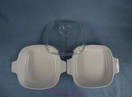 2 xCorning Ware Square Baking Dishes With 1 x Clear Lid - Dish Milk Glass With Blue Flower Pattern