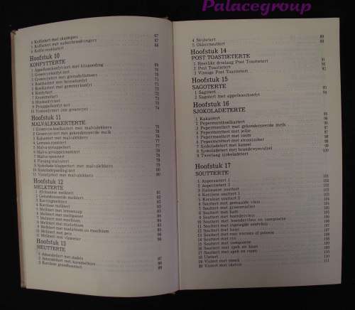 Terte Vir Elke Smaak, Erina Bezuidenhout, 1974, Harde Band, 159bl, 242 Resepte, A5