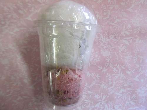 Bath Salt With Sponge, White, 1 Set