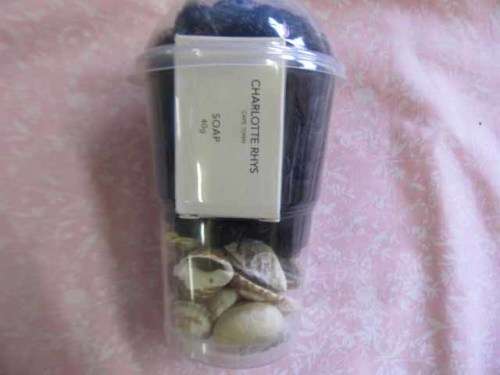 Mesh Bath Sponge Soap And Seashells, Black, 1 Set