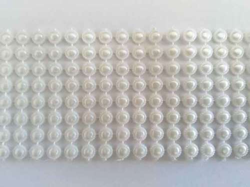 Rhinestones, White, Can Be Used In Strips Or Cut For Single Pieces, 6mm, ±80pc
