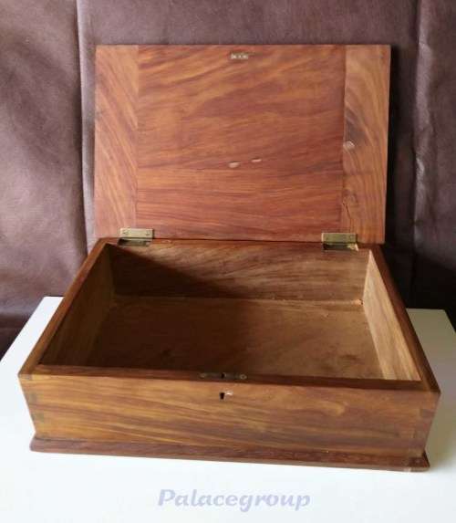 Vintage Imbuia Jewellary Kist / Box, 34cm x 23cm x 10cm. See Photos Below