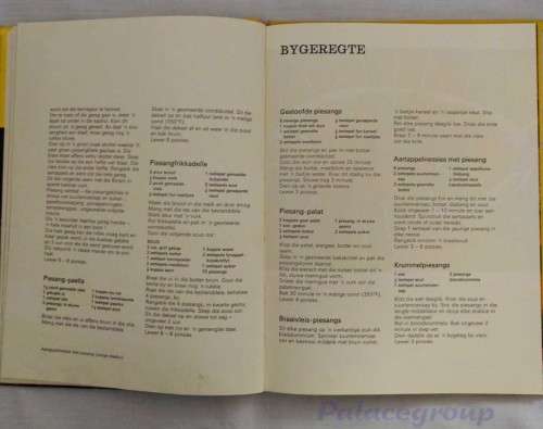 Prakseer Met Piesangs, Piesangbeheerraad, Volkleur Fotos, 93 Resepte, Hardeband, A4, ±1973