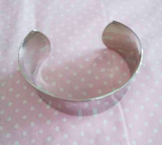 Burtell Bracelet, Silver Bangle Stamped 925, Top Width 31mm, Weght 28.7gr, 1pc