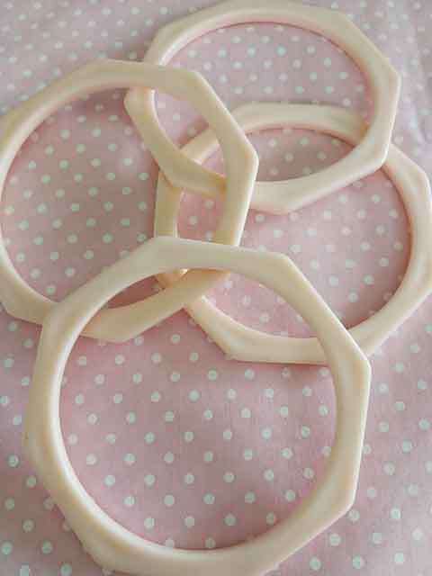 Pink Acrylic Brangles, Inside Diameter - 68mm, Width - 5mm, 4pc / 1Set