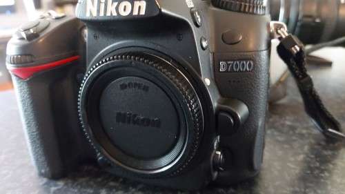 Nikon D7000 BODY ONLY