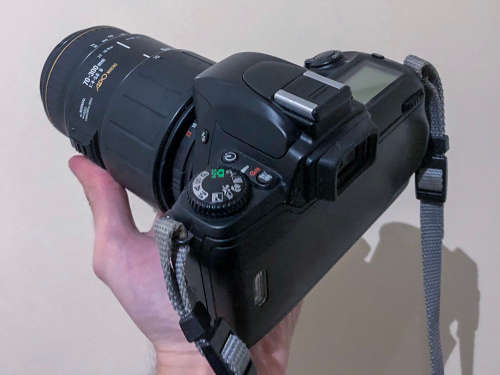 2x Film cameras - Nikon F65 & F80 + Sigma 70-300mm lens - Untested