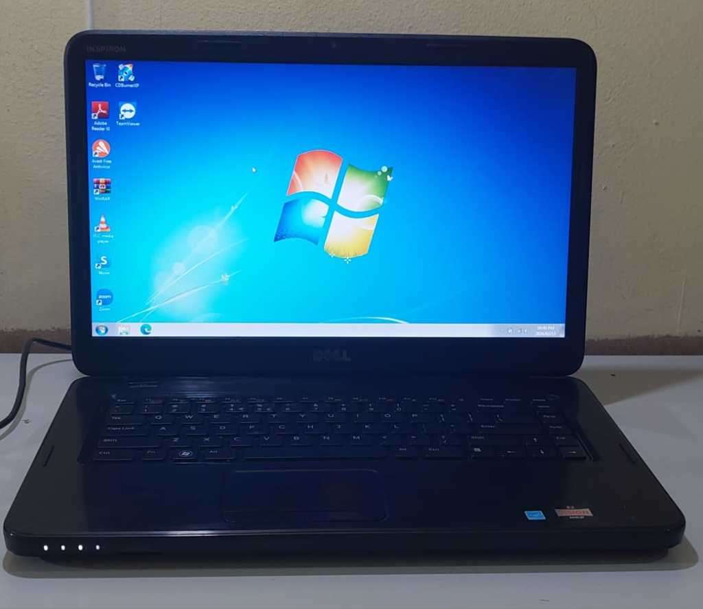 DELL LAPTOP (NEW BATTERY INSTALLED)