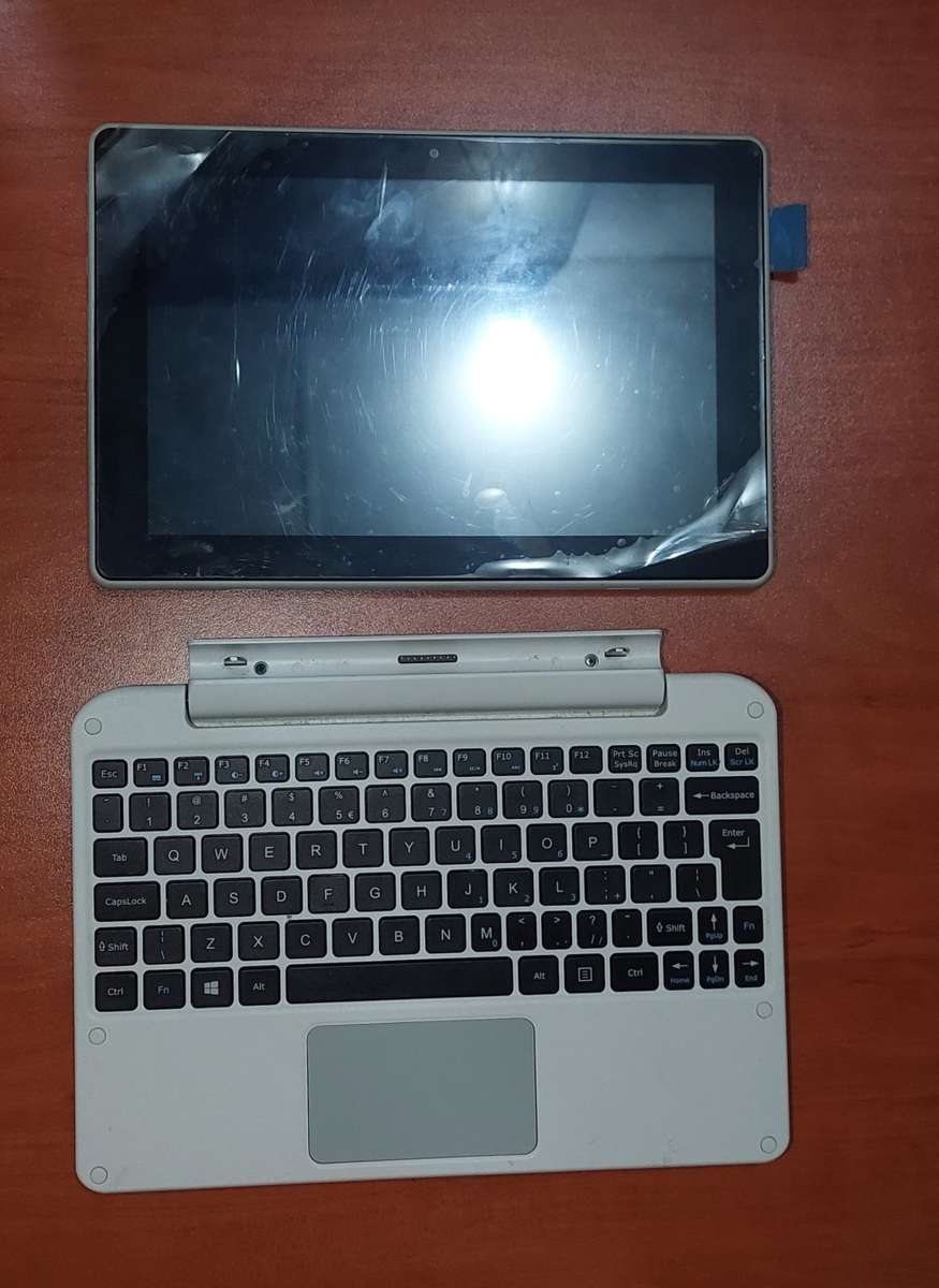 NUBOOK BY YEKANI | TOUCHSCREEN | QUAD CORE ATOM Z3735F | 2GB DDR3L | 32GB SSD | 11.6 LED