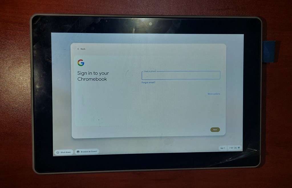 NUBOOK BY YEKANI | TOUCHSCREEN | QUAD CORE ATOM Z3735F | 2GB DDR3L | 32GB SSD | 11.6 LED