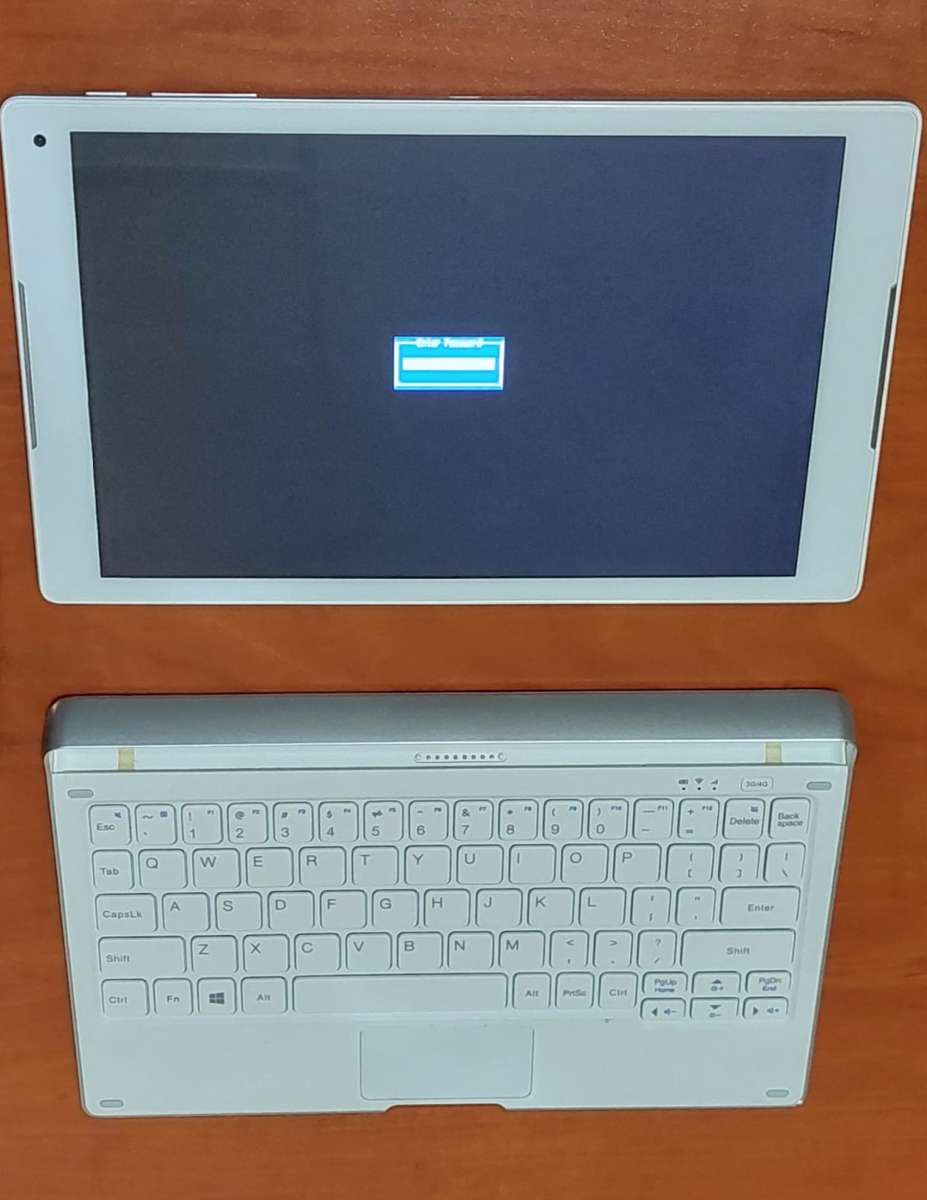 Alcatel Plus 10 2-in-1 Tablet (with original box & Manual)