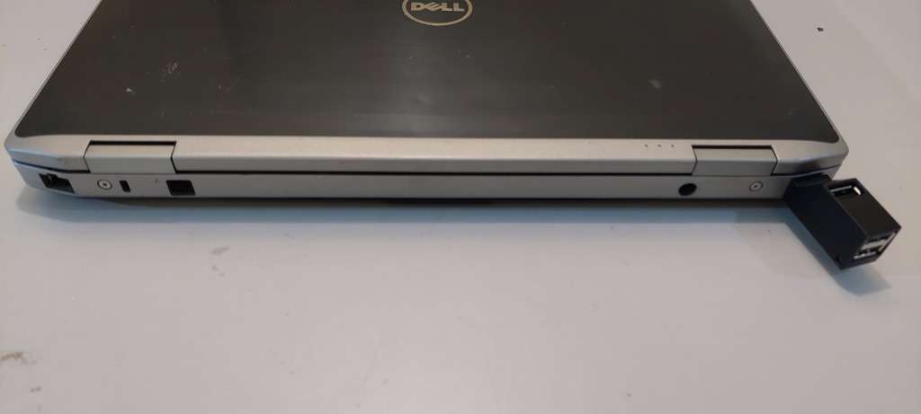 DELL LATITUDE E6530 (i7-3520M)