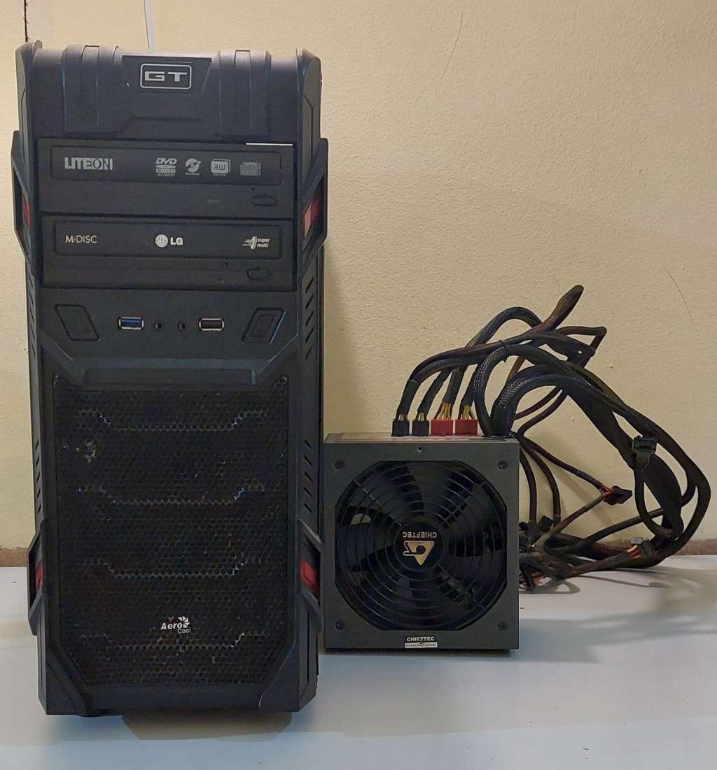 Desktop case + 2 PSUs