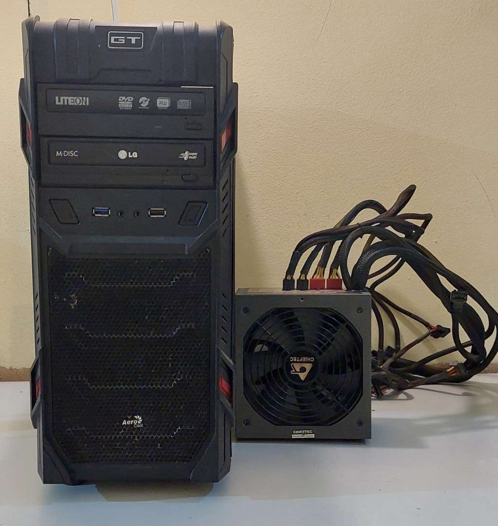 Desktop case + 2 PSUs