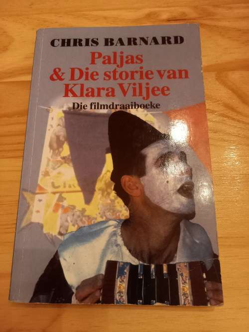 Paljas & Die storie van Klara Vallee deur Chris Barnard (2010)
