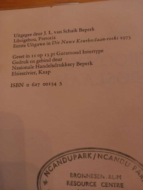 Keurboslaan nr 4 - Die Kroon van Keurboslaan deur Theunis Krogh (1ste uitgawe 1973)