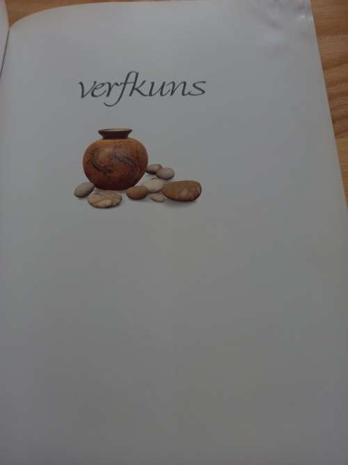 Verfkuns Dekoratiewe verfwerk op bykans enigiets