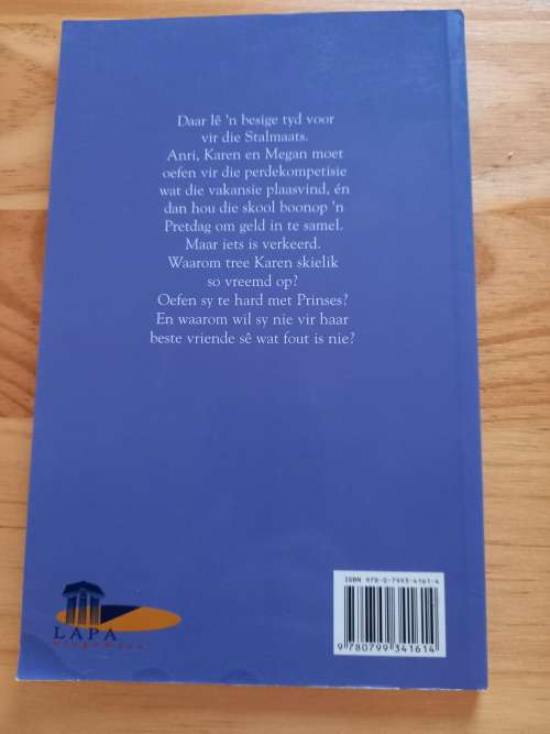 Stalmaats, Komaan, Karen deur Liz Roux